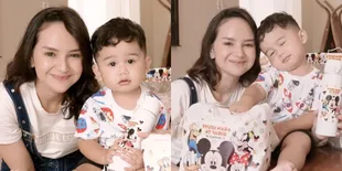 Potret Angelica Simperler Momong Anak, Wajah Awet Muda Disorot - Nggak Kelihatan Seperti Ibu Dan Anak