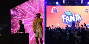Potret Pasming Based featuring DJ AJILAFBOY Tutup KapanLagi Pensi Bareng Fanta 2025 dengan Pesta Musik Spektakuler