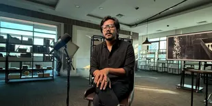 Potret Ferry Irwandi dengan Muthia Nadira, Sang Istri yang Dikenal Sebagai Penyanyi Jazz