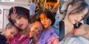 Potret Kedekatan Unik Tante Fuji dan Baby Gala, Cukup Ditiup Langsung Nemplok dan Bobo
