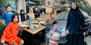 Potret Keluarga Oki Setiana Dewi Kini Berenam Tinggal di Mesir, Suami dan Anak Bungsunya Sudah Menyusul