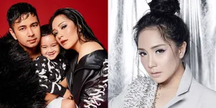 Potret Keluarga Raffi Ahmad & Nagita Slavina Dengan Gaya Glamor!