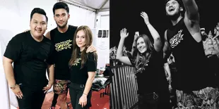 Potret Kencan Manis Wulan Guritno dan Sabda Ahessa Pacar Berondongnya Nonton Konser Ndarboy Genk, Pakai Baju Couple - Diajak Naik Panggung