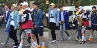 Potret Keseruan Super Junior & TVXQ Naik Jeep di Lava Tour Merapi