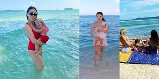 Potret Kezia Toemion Menantu Mayangsari Hot Berbikini di Pantai, Liburan Santai Bareng Istri Panji Trihatmodjo
