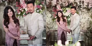 Potret Lamaran Denny Sumargo & Dita Sumargo, Syahdu Penuh Bahagia