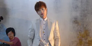 Potret Lee Jeong Hoon, Cowok Korea Yang Jadi Model Video Dangdut