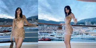 Potret Lisa BLACKPINK Kenakan Baju Hasil Daur Ulang Sampah Plastik, Stylish Abis!