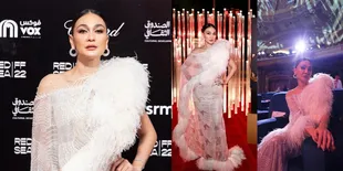 Potret Luna Maya di Red Sea Film Festival, Bareng SRK dan Kajol - Stunning dengan Dress Transparan