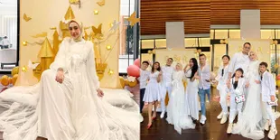 Potret Mewah Baby Shower Dokter Reza Gladys, Dihadiri Seleb Kondang Dari Lucinta Luna - Siti Badriah
