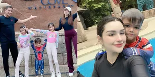 Potret Nurah Syahfirah & Teuku Rafly Ajak Anak-anak Liburan ke Singapura, Si Bungsu Jalan Pakai Baju Spiderman