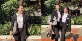 Potret OOTD  Sederhana Aaliyah Massaid Saat Kuliah, Mirip Banget dengan Sang Ibu!