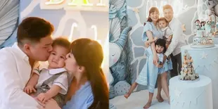 Potret Pesta Ultah Pertama Dante Anak Chelsea Olivia & Glenn Alinskie, Bahagia Dirayakan di Rumah Dengan Dekorasi Serba Biru