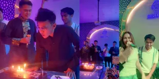 Potret Pesta Ultah Ruben Onsu ke-42, Digelar Sederhana - Ditemani Betrand Peto