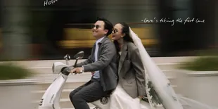 Potret Prewedding Terbaru Aksa Uyun dan Kekasih, Asyik Naik Vespa Berdua