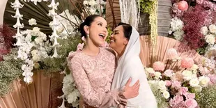 Potret Risa Dewi Temani Alyssa Daguise Lahiran, Jadi Momen Paling Emosional dan Indah