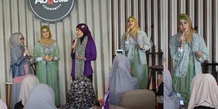 Potret Risty Tagor Bicara Tentang Hijab, Makin Cantik!