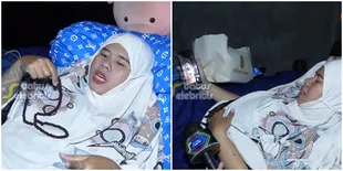 Potret Rohimah Mantan istri Kiwil Alami Kecelakaan, Cuma Bisa Rebahan Sambil Pegang Tasbih - Pacar Berondongnya Panik 