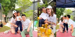 Potret Shandy Aulia Akur dengan David Herbowo, Berdua Temani Anak Piknik di Sekolah