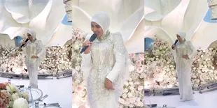Potret Syahrini Nyanyi 'Seperti Itu' dengan Manja, Ganti Lirik 'Resiko Punya Istri Cantik'