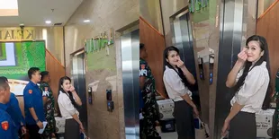 Potret Tanda Saranghaeyo Sandra Dewi di Kejagung yang Bikin Heboh, Tenang Ditanya Gimana Rasanya Makan Duit Timah