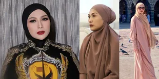 Potret Tata Janeta Mantap Berhijab, Berawal dari Mimpi dan Tak Ada Paksaan dari Orang Lain