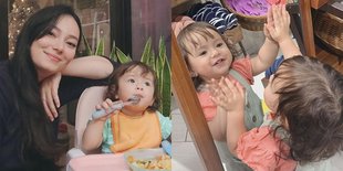 Potret Tingkah Lucu Baby Chloe Anak Asmirandah & Jonas Rivanno, Sudah Bisa Narsis di Depan Cermin - Foto Selfie Sendiri!