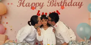 Potret Ulang Tahun Putri Poppy Sovia, Senang Dapat Kado Kadal Keren