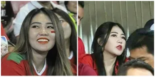 Potret Via Vallen Saat Lihat Timnas di Stadion, Tetap Cantik!