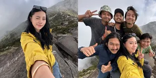 Potret Wendy Walters Mendaki Gunung Arjuno Usai Cerai Dari Reza Arap, Bagikan Berbagai Pengalaman Mistis