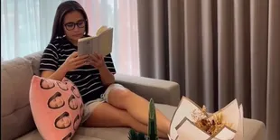 POV Aktivitas Hari Pertama Prilly Latuconsina Jadi Pencari Kerja 