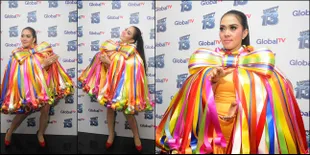 Princess Syahrini Pakai Pita Besar di Tubuhnya, Jadi Kado Ultah!