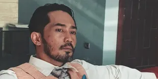 Profil Yama Carlos, Aktor yang Melepas Status Duda Setelah Resmi Menikah dengan Carina Ivola