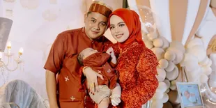 Putri Isnari & Abdul Azis Gelar Aqiqah Anak Pertama