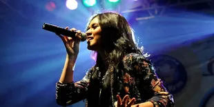 Raisa Tampil di Jakclotch Summer Fest 2013