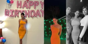 Rayakan Ultah ke-22, Suhana Khan Anak SRK Seru Bareng Teman Proyek Film Debut