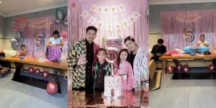 Real Keluarga Cemara, 10 Potret Perayaan Ulang Tahun Anak Sharena dan Ryan Delon - Mama Papa Kompak Dekor Bareng