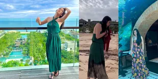 Resmi Lepas Hijab, 8 Potret Stevi Agnecya Kembali Kenakan Dress Terbuka - Pamer Punggung