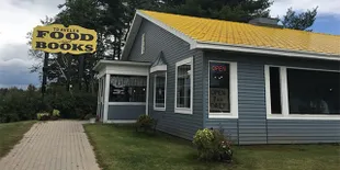 Restoran Ini Punya Menu Dengan Hadiah Yang Disukai 'Kutu Buku'