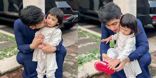 Ria Ricis Ibadah Haji, Potret Teuku Ryan Rayakan Idul Adha Bareng Moana dan Dibilang Tidak Gagal Jadi Ayah