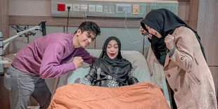 Ria Ricis Melahirkan Bayi Perempuan, Lihat Momen Jelang Melahirkan hingga Dikecup Sang Bayi