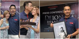 Rilis Album 'DEKADE', Delon Dapat Kejutan Manis Dari Istri 