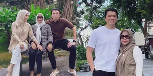 Rumah Tangganya Diterpa Isu Cerai, 8 Potret Reino Barack Bersama Mertuanya yang Jarang Tersorot - Menantu Kebanggaan