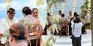 Sah! Ini 7 Momen Sakral Akad Nikah Bunga Citra Lestari dan Tiko Aryawardhana yang Digelar di Bali