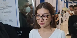 Sarwendah Ungkap Alasan Kremasi Sang Ayah Digelar 23 Juli, Ada Perhitungan Khusus Secara Fengshui