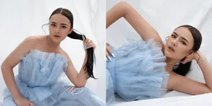 Sedang Jadi Sorotan Karena Pose Hot dengan Arya Saloka, Ini 7 Potret Photoshoot Terbaru Amanda Manopo - Swag Abis dengan Ripped Jeans