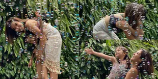 Sederet Foto Gisel - Gempi yang Bikin Gading Marten Komentar 'Gemas' Sampai Didoakan Rujuk oleh Netizen