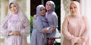 Sederet Foto Penampilan Mama Redi Ibunda Lesti di Acara Lamaran - Siraman Sang Anak, Tak Kalah Cantik dan Memukau!