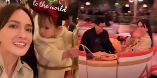Sederet Foto Shandy Aulia Bareng David Herbowo dan Baby Claire Jalan-Jalan di Disneyland, Pancarkan Keluarga Harmonis!