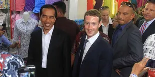 Seru! Potret Mark Zuckerberg Ikut Jokowi Blusukan ke Tanah Abang